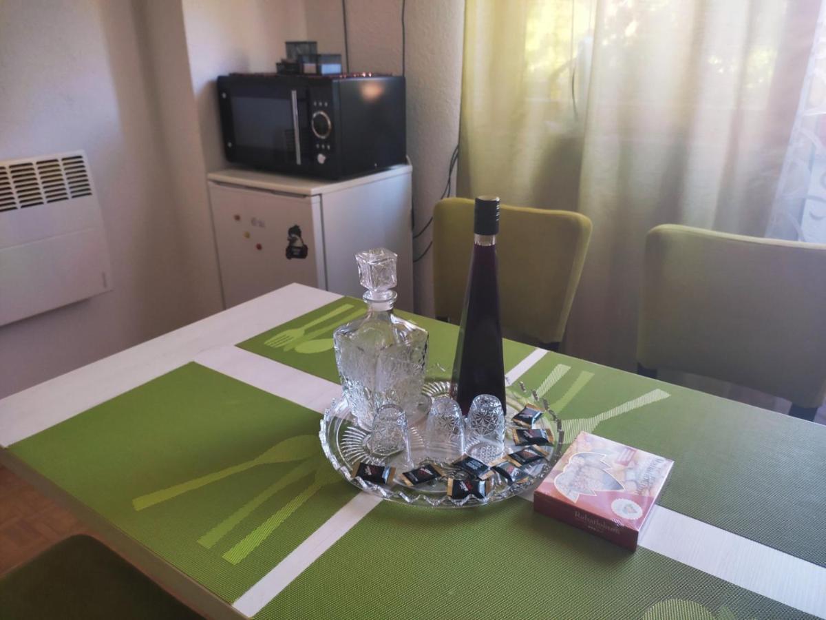 Apartman Hujic Lägenhet Bihać Exteriör bild