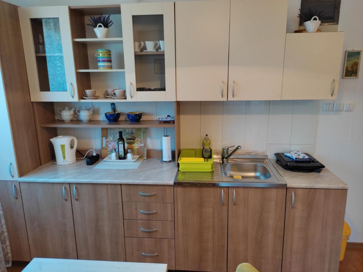 Apartman Hujic Lägenhet Bihać Exteriör bild