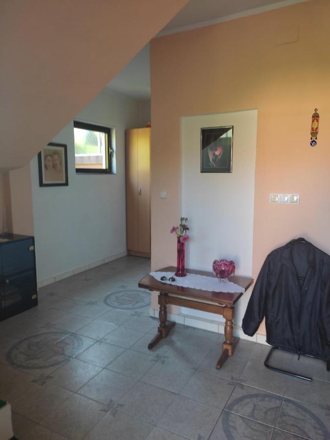 Apartman Hujic Lägenhet Bihać Exteriör bild