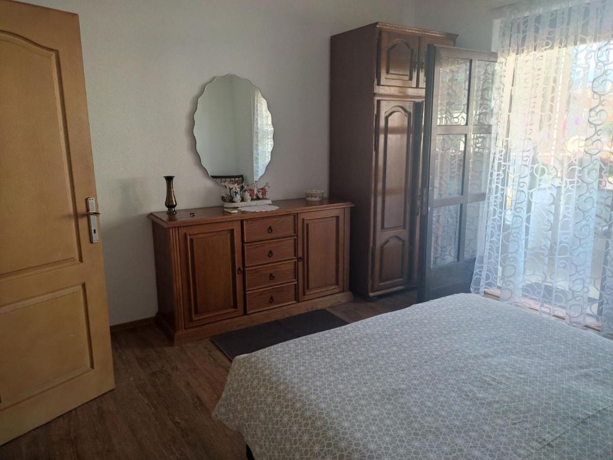 Apartman Hujic Lägenhet Bihać Exteriör bild