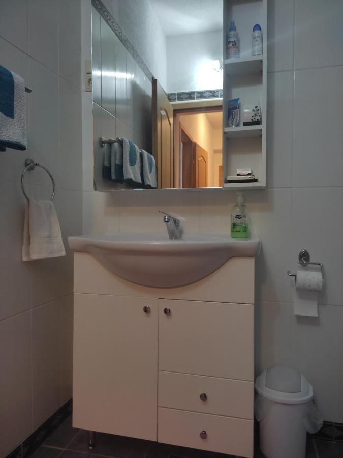 Apartman Hujic Lägenhet Bihać Exteriör bild
