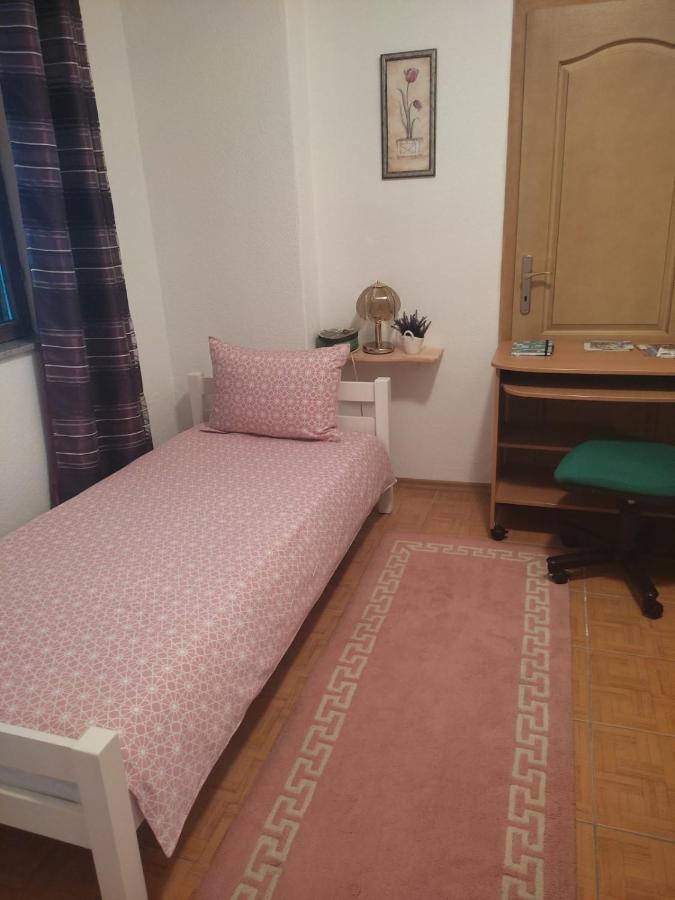 Apartman Hujic Lägenhet Bihać Exteriör bild